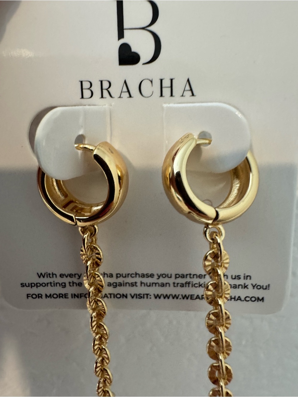 BRACHA The Link Drop Huggie Earrings - Picture 4 of 5